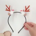 Serre-tête en peluche bois de cerf de Noël avec jolis champignons rouges accessoire cheveux - Serre-tête