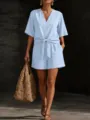 Conjunto azul claro de top con cuello en V manga corta botones y short con lazo. - S / Parte Superior Y Inferior / Azul claro