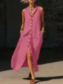 Detailaufnahme des pinken ärmellosen V-Ausschnitt Maxikleids mit vorderer Knopfleiste. - Fuchsia