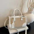 Bolso tote tejido elegante para mujer, bolso de verano con estilo y bandolera casual. - Blanco