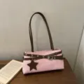 Retro pink baguette shoulder bag for women, trendy commuter PU leather handbag with star pendant. - Pink