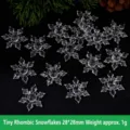 Piccoli pendenti a fiocco di neve in acrilico trasparente da 28 mm per l'albero - Fiocco di Neve a Rombo Piccolo