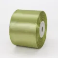 Rollo de cinta de satén de poliéster verde oliva de 5cm para regalos y DIY - 5cm x 22m (Núcleo de Plástico) / Verde Mostaza