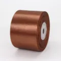 Rollo de cinta de raso de poliéster marrón chocolate de 5 cm para envolver regalos - 5cm x 22m (Núcleo de Plástico) / Marrón