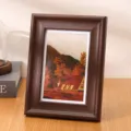 Marco de fotos minimalista de grano de madera marrón oscuro con pintura de paisaje decor - Estilo Redondeado Minimalista Moderno (MDF1518) / 6-Pulgadas (10.2*15.2cm) / Marrón Rojo Ocre