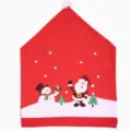 Rode kerstmuts stoelhoes met feestelijke sneeuwpop- en kerstmanprint voor kerstdecoratie. - Stoelhoes met rode randopdruk