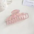 Eleganter großer irisierender rosa Meerjungfrau-Haarkrebs mit Acetat-Finish für Frauen - 9.5cm / Rosa