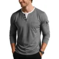 Detail van grijs heren T-shirt met lange mouwen, faux two-piece stijl en Henley-halslijn - S / Tops / Grijs