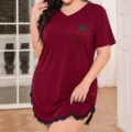 Nuisette bordeaux grande taille à manches courtes, col en V, motif cœur et dentelle - 3XL / Robes / Bordeaux