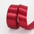 2,5 cm dunkelrotes Satinband aus Polyester für Geschenkverpackungen und Basteln - Burgunderrot
