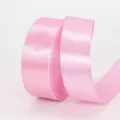 2,5cm breites hellrosa Polyester-Satinband für Geschenkverpackungen und Hochzeit - Mittelrosa