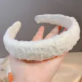 Witte brede spons haarband, zachte pluche haarhoepel voor dames en meisjes dagelijks gebruik. - Wit