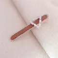 Koreaanse vintage strass haarspeld, bruine stoffen zijspeld en elegante eendenbek clip voor dames. - Strass Driehoek (YU655) / Bruin