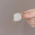 Kleine transparante bloem haarspeld met hart detail, schattig haaraccessoire voor dames. - Bloemstijl