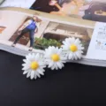 Sweet cute white daisy hair clips set, fresh floral bobby pins for charming daily hair styling. - Triple Flower Clip