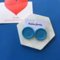Bunte bonbonfarbene Knopf-Ohrstecker lustig ausgefallen Harajuku Retro Vintage Stil Ohrringe - S / Himmelblau