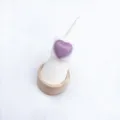 Joli bague cœur en résine avec design géométrique bloc de couleur violet et blanc. - Taille 7 / Blanc avec centre violet