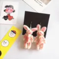 Leuke pluche konijn oorbellen met uniek ontwerp, perfect voor dagelijkse stijl en modieuze look. - Schattige Konijnen Oorbellen / Wit