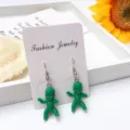 Kreative handgemachte süße grüne Baby-Puppe Ohrringe Nische lustige quirky Ohrhänger Damen - Haken-Stil / Dunkelgrün