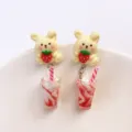 Jolis boucles d'oreilles fraise lapin milkshake mignon kawaii en résine détail produit. - Tige en Argent 925 Lapin Fraise Beige