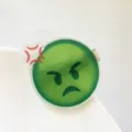Gruene wuetende Emoji Haarklammer lustiges Acryl Gesicht Haaraccessoire niedlicher Haarschmuck - Nr. 8 (Grün Wütend)