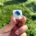 Acrylharz quadratischer Ring mit auffälligem blauen Augapfel-Design, einzigartiges Mode-Accessoire. - Größe 7 / Transparent Weiß Blaues Auge