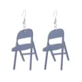 Kreative graue Acryl Klappstuhl Hängeohrringe, modischer Statement Schmuck für Damen. - Ohrringe / Spiegeldunkelgrau