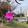 Auto Rückspiegel hängende Ornament Disco Kugel Schlüsselanhänger mit rosa Cowboyhut - Schlüsselanhänger / Rosa