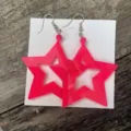 Neon roze acryl ster hangende oorbellen voor vrouwen, vintage jaren 80 feest sieraden. - Pentagram / Rozerood