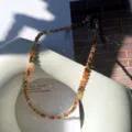 Bunte Kristall Perlen Choker Halskette fuer Damen, stilvoller Sommerschmuck in Detailansicht. - Mischfarbe 8