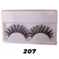 Dichte und stark geschwungene künstliche Wimpern Nahaufnahme in rosa Kunststoffschale - Stil 207 (Paarpackung)