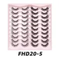 Nahaufnahme Detail von 20 Paaren künstlichen Wimpern in rosa Schale, natürliches Volumen. - FD20-5