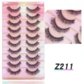 Nahaufnahme Detail von 10 Paar künstlichen Wimpern auf rosa Schale mit feiner Lockenstruktur. - Europäischer Dicker Geschwungener Stil (TM10-211) / 10 Paare Set