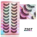 Detailansicht der 10 Paar kuenstlichen falschen Wimpern in naturgetreuer form auf farbigem Tablett. - Europäischer Dicker Geschwungener Stil (TM10-207) / 10 Paare Set