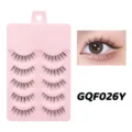 Natürliche künstliche Wimpern 5 Paar mit rosa Displaykarte für ein tägliches Make-up - GQF026 Transparenter Stiel-Stil / 5 Paar Set