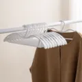 White plastic clothes hangers non slip wide shoulder seamless design for home use - M-Type Wide Shoulder Hanger / White