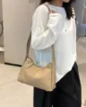 Bolso de hombro de cuero genuino para mujer, bolso tote de moda diaria de gran capacidad. - Gris claro