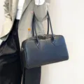 Genuine leather large capacity tote shoulder bag for women, perfect for daily commuting. - 37*12*23CM / Black