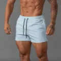 Herren hellblaue sportliche Fitness Laufshorts mit Kordelzug atmungsaktive Gym Sporthose. - Hellblau Einfarbig