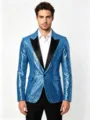 Detailansicht des stilvollen blauen Pailletten-Blazers mit klassischen schwarzen Revers. - S / Oberteile / Himmelblau