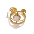 Vintage gold-plated open ring with round white stone inlay and textured metal finish - Howlite / 28mm Height