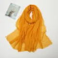 Écharpe froissée en coton et lin jaune avec franges, long châle doux pour femme chic. - Jaune Gingembre