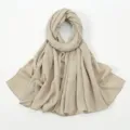 Einfarbiges knittriges Hijab-Langtuch für Damen, leichtes Polyester-Baumwoll-Gewebe. - 15#Beigegelb