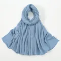 Einfarbiges Knitter-Hijab-Langtuch für Damen, weiche Polyester-Baumwoll-Mischung Alltag. - Denim Blau