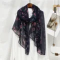 Sciarpa lunga da donna con stampa floreale blu scuro, voile trasparente motivo botanico vintage. - VE146-03# Blu navy