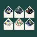 Set von 6 Vintage Briefumschlägen mit tropischem Blumenmuster als Innenfutter für Briefe. - Blumen-Umschläge - Weiß / 6 Stück