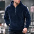 Felpa da uomo blu navy in pile corallo con mezza zip, calda e casual per l'inverno. - Blu scuro