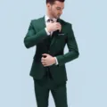 Heren donkergroen slim fit driedelig pak voor zakelijke bruiloften en stijlvolle feesten. - Legergroen