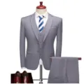 Costume Homme Gris Trois Pieces Set Affaires Formel Mariage Travail Coupe Ajustee Fit - Taille US/UE M / Haut Et Bas / Gris clair