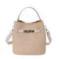Bolso cubo de paja trenzada con asa superior y cierre metálico para mujer verano elegante. - Blanco Roto